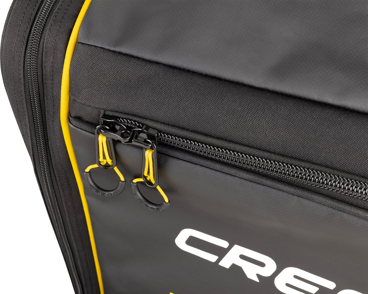 Moby 2 Wheeled Luggage
