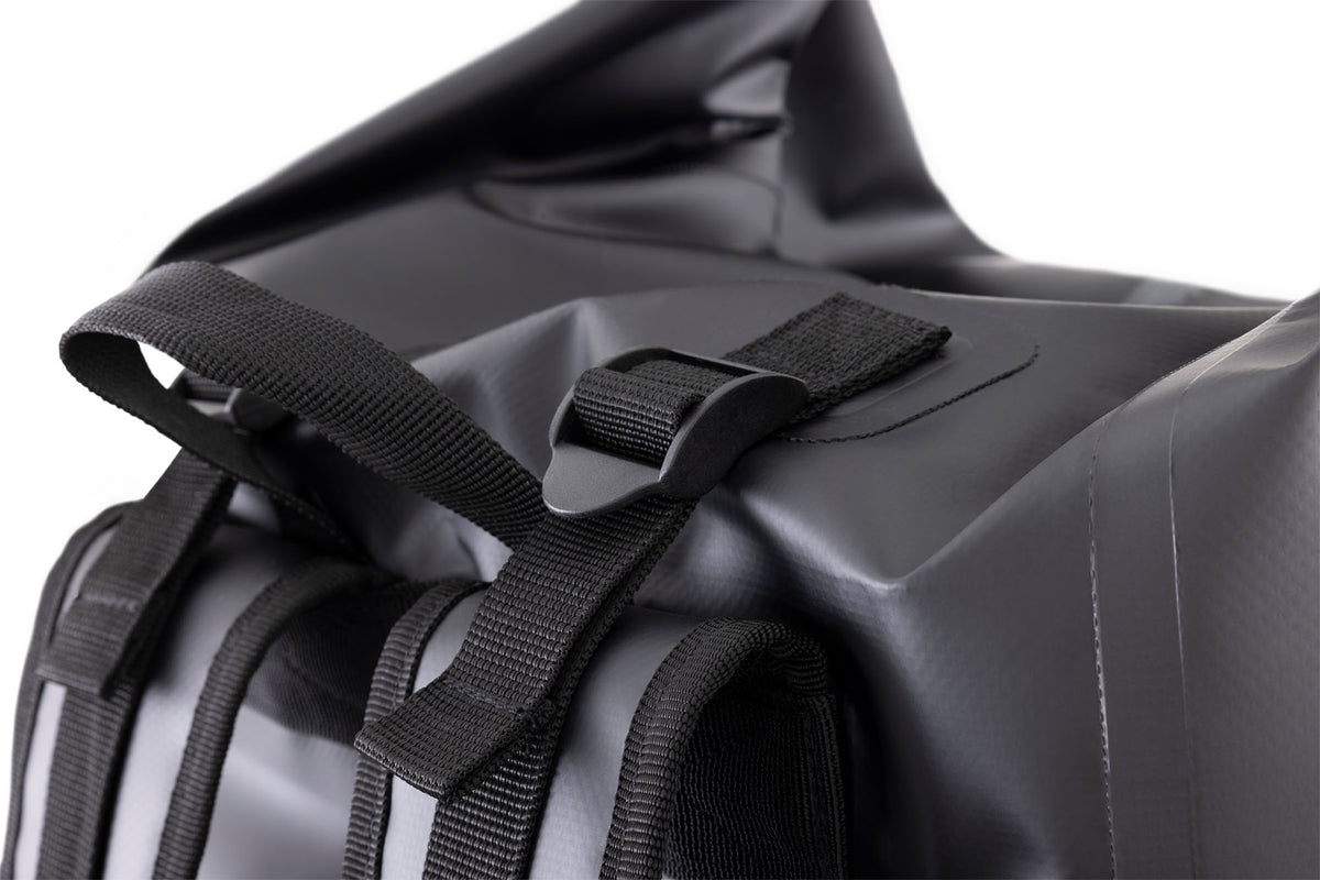 Dry Gara Roll-top Bag